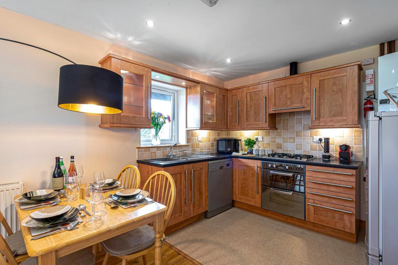 Laurel - Pet-Friendly Cottage With Indoor Pool, Hot Tub & Panoramic Snowdonia Views كولوين باي المظهر الخارجي الصورة